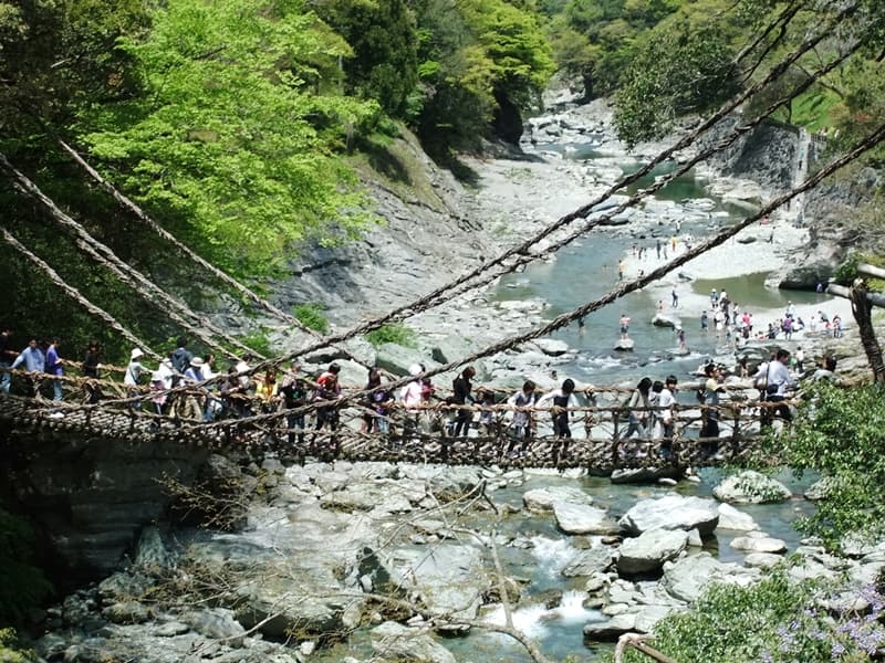 祖谷渓の街歩き